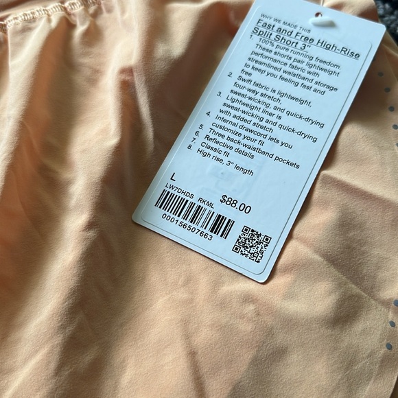 Lululemon Fast and Free HR Split Short 3” - Picture 2 of 2